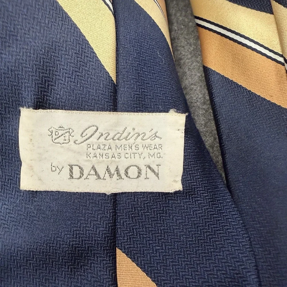 Damon product vintage
